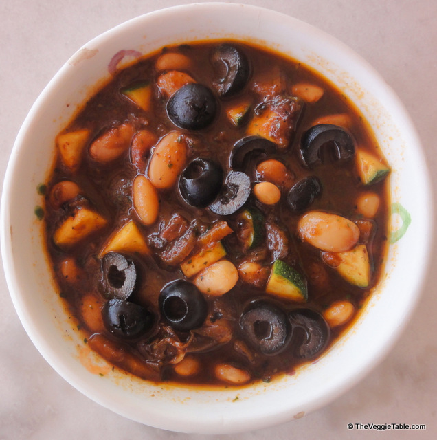 Bean and Olive Soup Ⓥ
