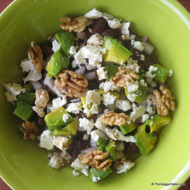 Bean Salad with Walnuts and Feta Ⓥ
