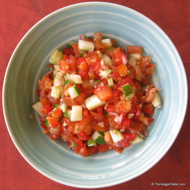 Israeli Salad Ⓥ