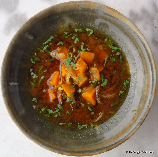 Miso Soup with Pumpkin and Onion Ⓥ