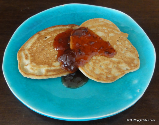 Peanut Butter Pancakes Ⓥ