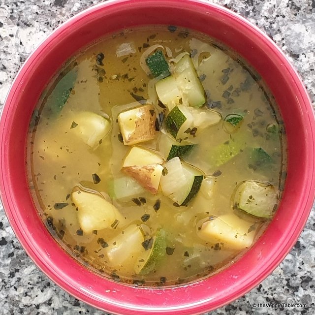 Potato Zucchini Soup Ⓥ