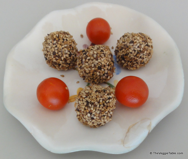 Sesame Balls Ⓥ