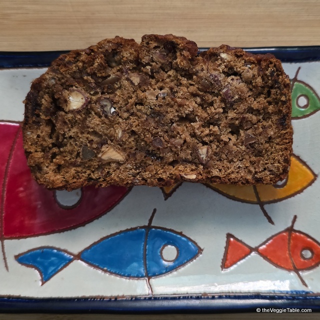 Apricot nut bread