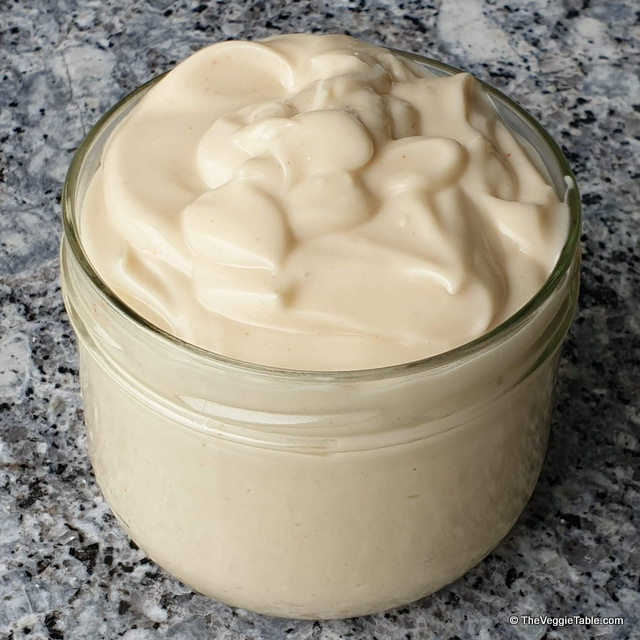 Vegan mayonnaise from aquafaba