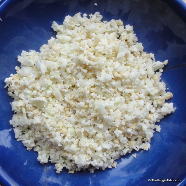 Raw cauliflower rice