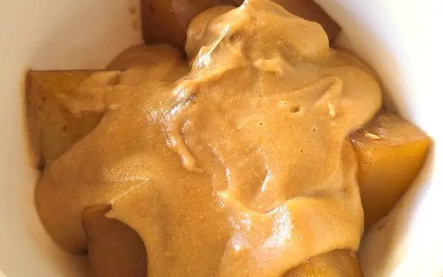 Cheesy gravy