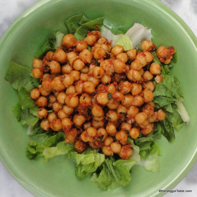 Chickpea and sun-dried tomato salad