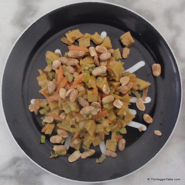 Chinese Seitan Salad Ⓥ