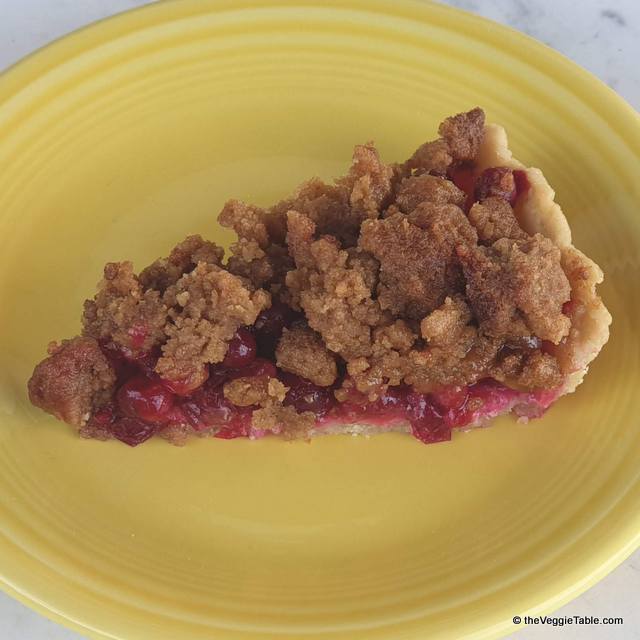 Vegan cranberry tart