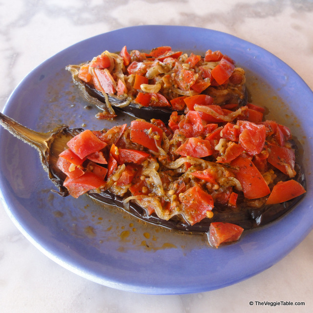 Turkish stuffed eggplant