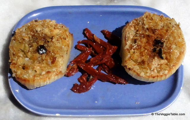 Italian-style baked onions