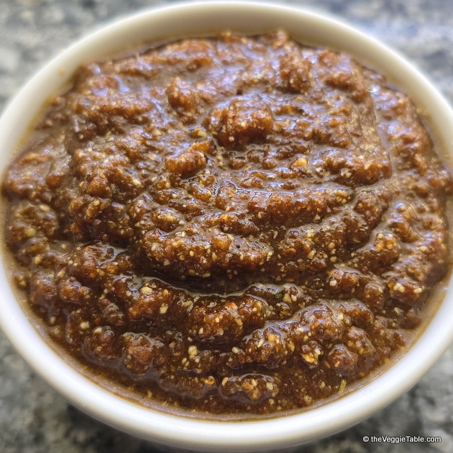 Red pesto